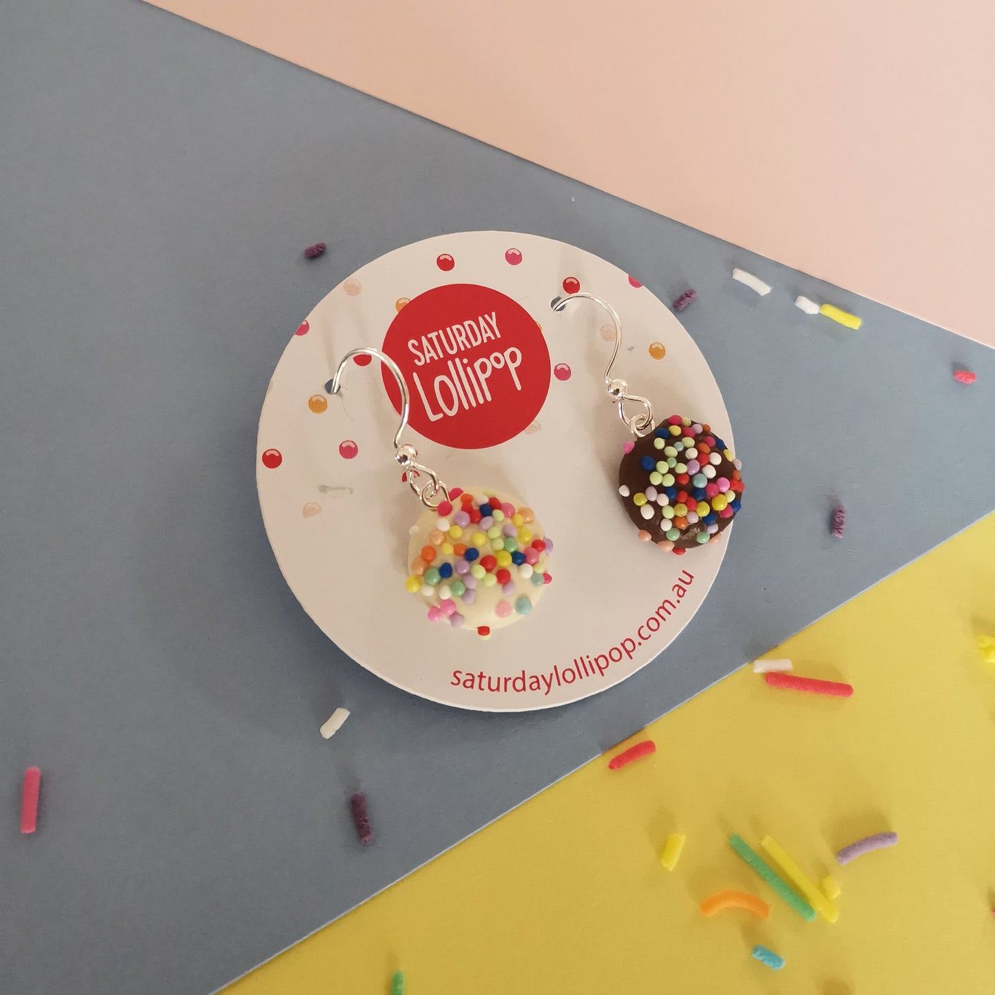 Freckle dangly earrings